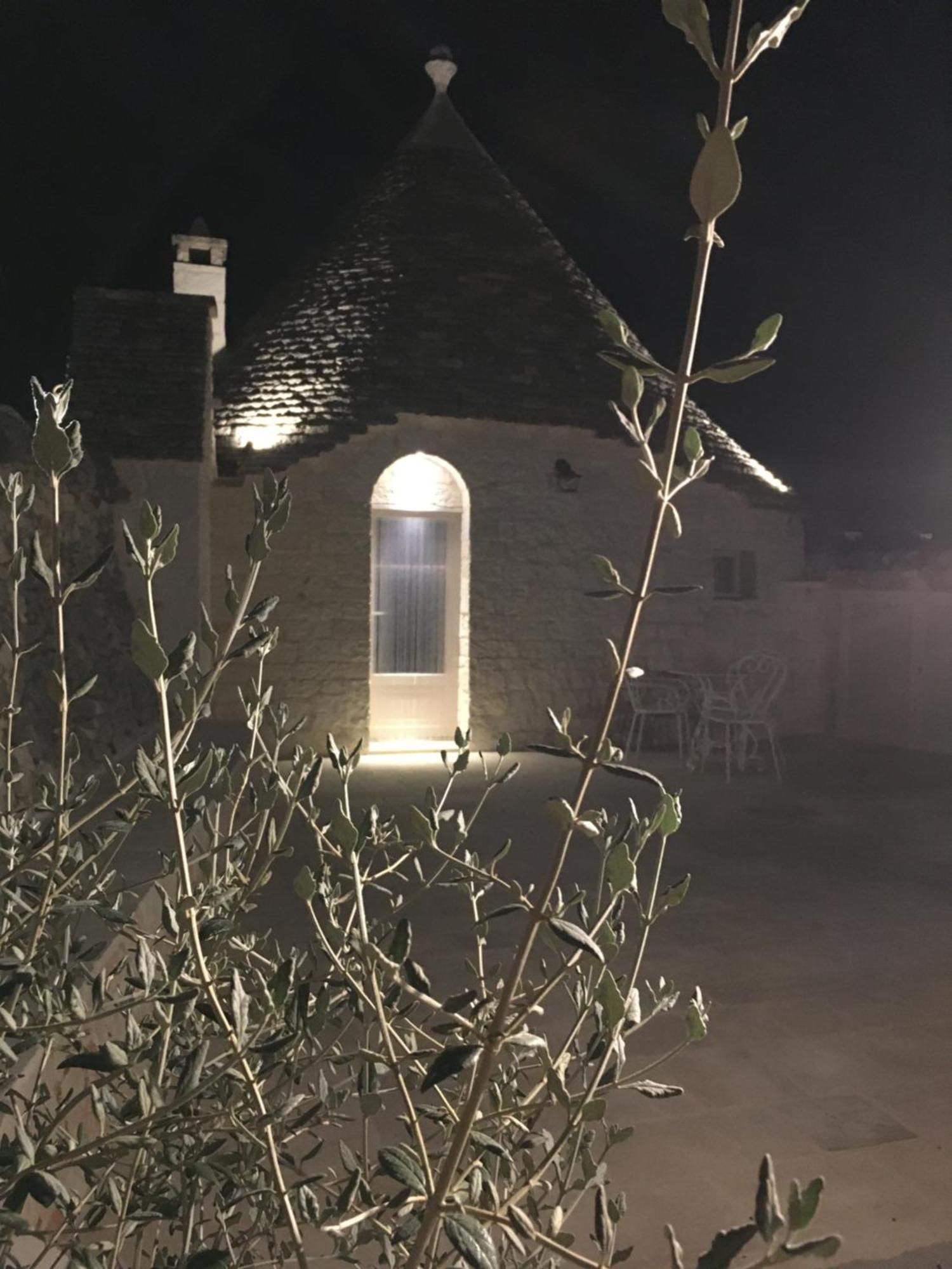 Trulli Le 2 Nicchie Villa Locorotondo Exteriör bild